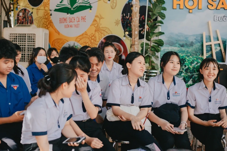 Đắk Lắk đón Ngày Sách và Văn hóa đọc năm 2024 sớm Đắk Lắk đón Ngày Sách và Văn hóa đọc năm 2024 sớm