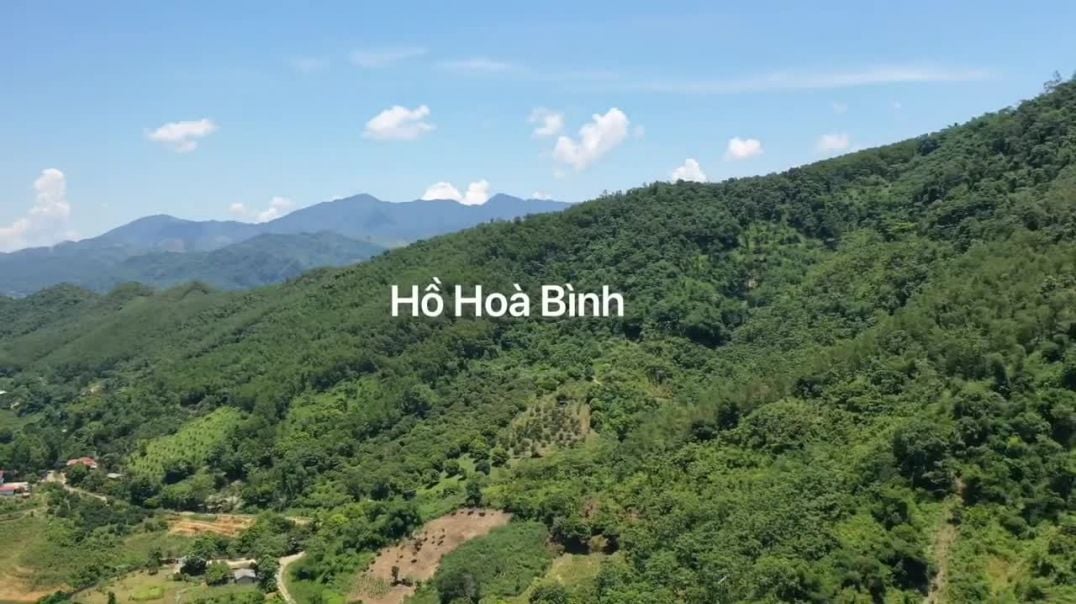 Du ngoạn trên hồ Hòa Bình