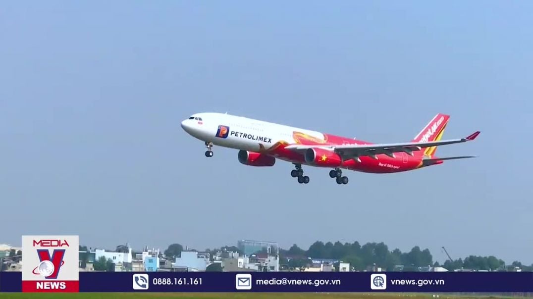 Vietjet đưa những du khách Hàn Quốc đầu tiên đến với cô đô Huế