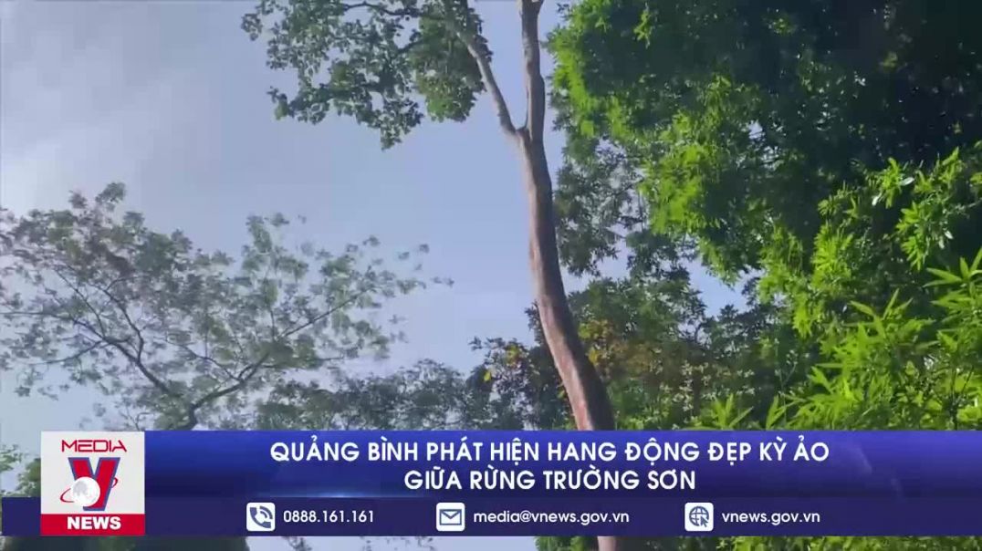 Quảng Bình phát hiện hang động đẹp kỳ ảo giữa rừng Trường Sơn