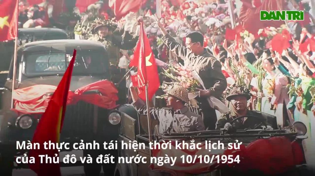 ⁣Không khí hào hùng tái hiện đoàn quân tiến về tiếp quản Thủ đô năm 1954